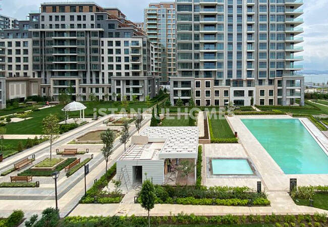 Zeytinburnu'nda Özel Marina ve Deniz Manzaralı Daireler 9