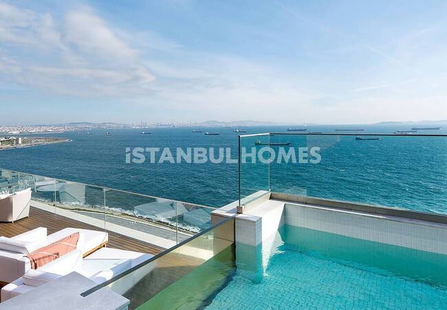 Zeytinburnu'nda Özel Marina ve Deniz Manzaralı Daireler 1