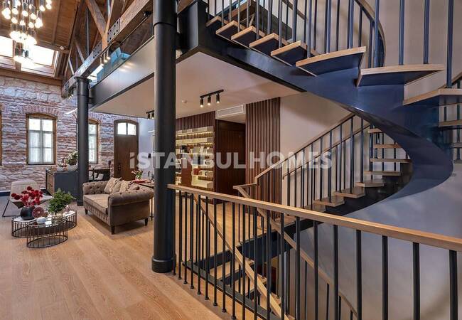 Zeytinburnu'nda Özel Marina ve Deniz Manzaralı Daireler 15
