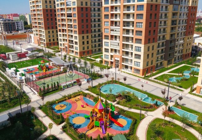 Beylikdüzü'nde E-5 Otoyoluna Yakın Modern Tasarımlı Daireler 1