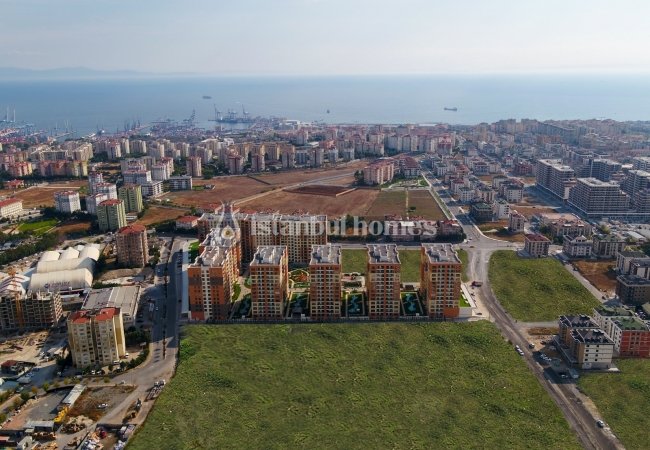 Beylikdüzü'nde E-5 Otoyoluna Yakın Modern Tasarımlı Daireler 8