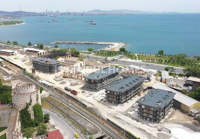 Fatih'te Tarihi Yarımadada Denize Yakın Daireler 4