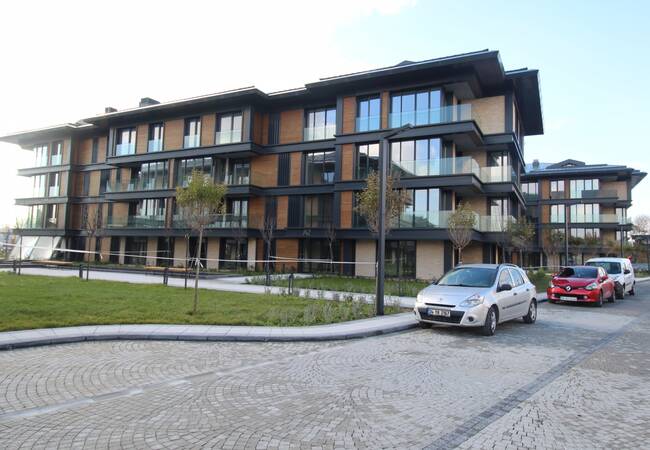 Seafront Apartments in Fatih on Historical Peninsula with Luxury Style