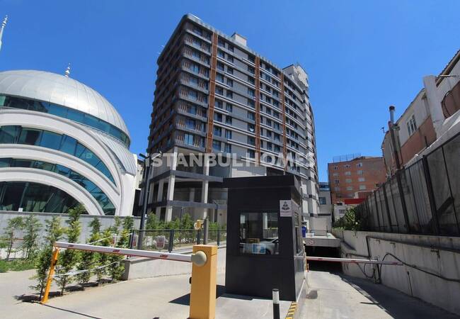 加齐奥斯曼帕萨地铁站附近的中央公寓 3