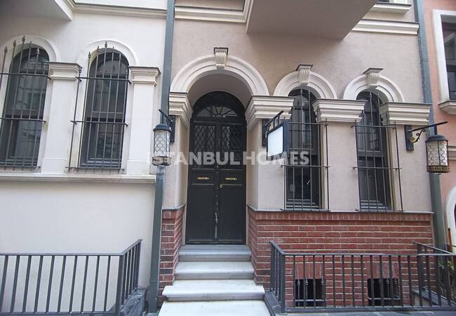 Prächtige Apartments In Emblematischer Lage Von Istanbul 15