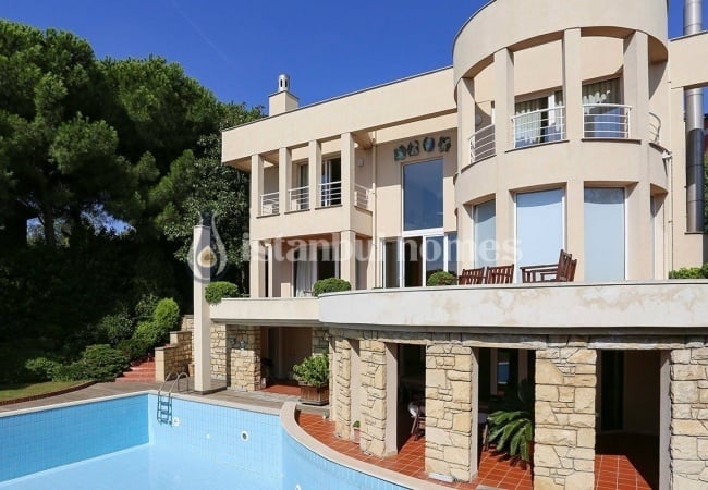 Villa Vue Mer Et Nature À Vendre À Kartal Istanbul 2