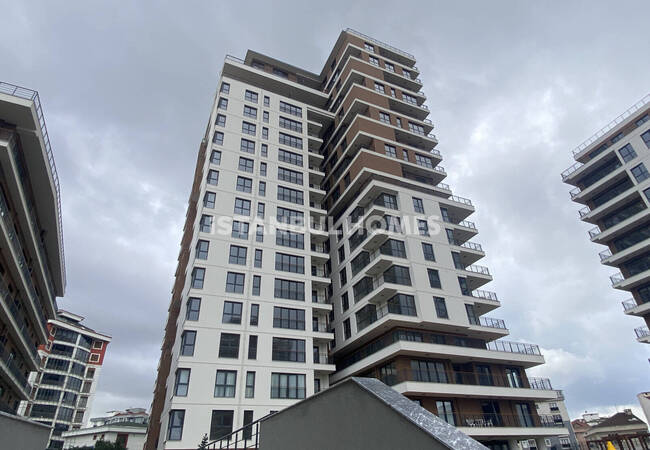 آپارتمان های استانبول با مناطق مجتمع سبز در عمرانیه 8