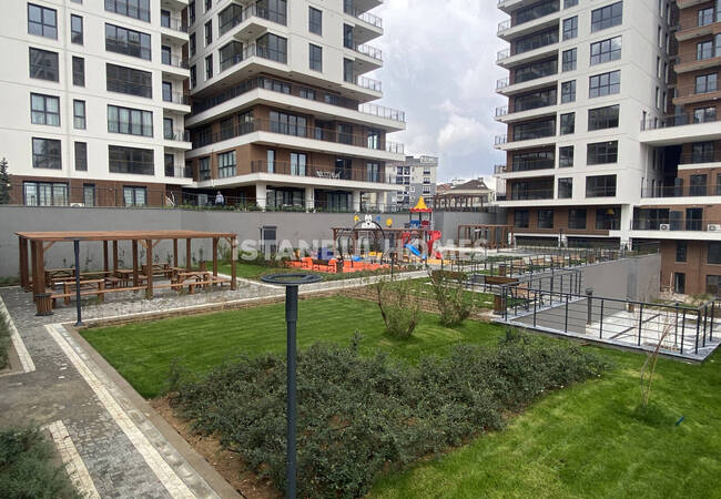 آپارتمان های استانبول با مناطق مجتمع سبز در عمرانیه 10