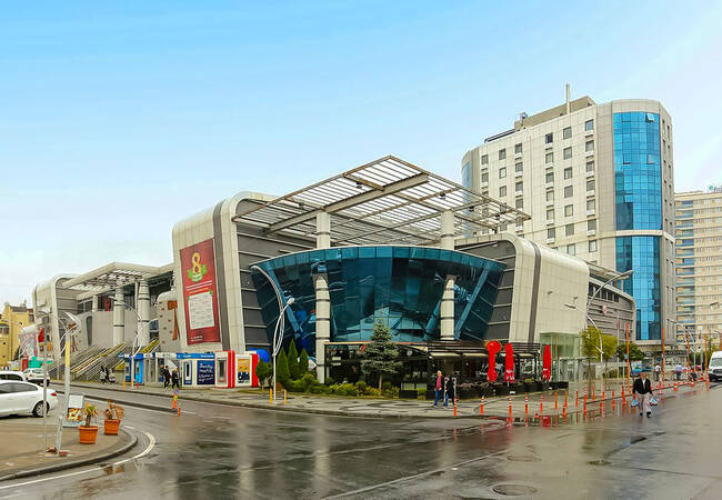Modern Commercial Properties in Başakşehir Istanbul