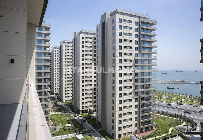 Wohnungen Mit Meerblick Und Smart Home-system In Bakırköy 2