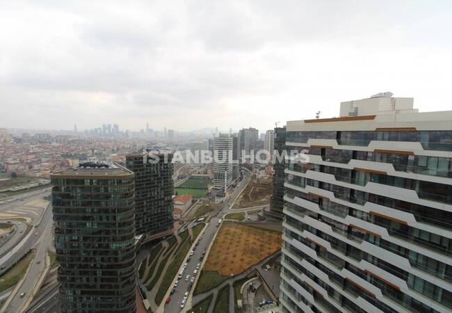 Kadıköy'de Metroya Yakın Site İçerisinde Şehir Manzaralı Daire 2