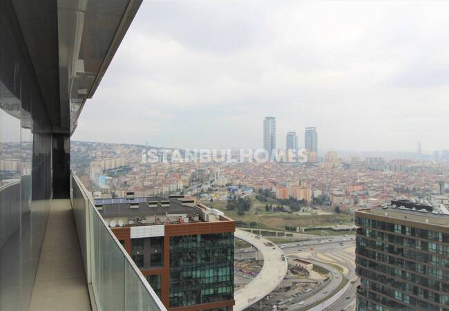 Kadıköy'de Metroya Yakın Site İçerisinde Şehir Manzaralı Daire 3