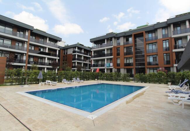 Apartments with Investment Opportunity in Buyukcekmece