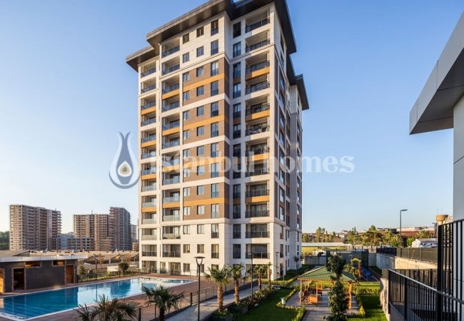 Modern Property Close to Transportation Points in Zeytinburnu 11