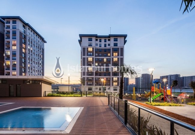 Modern Property Close to Transportation Points in Zeytinburnu 5