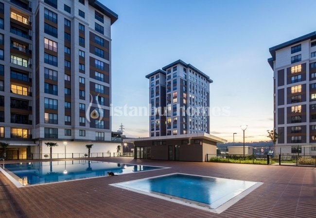 Modern Property Close to Transportation Points in Zeytinburnu 6