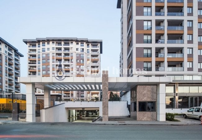 Modern Property Close to Transportation Points in Zeytinburnu 8