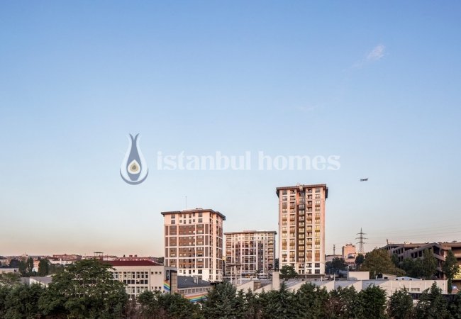 Modern Property Close to Transportation Points in Zeytinburnu 9