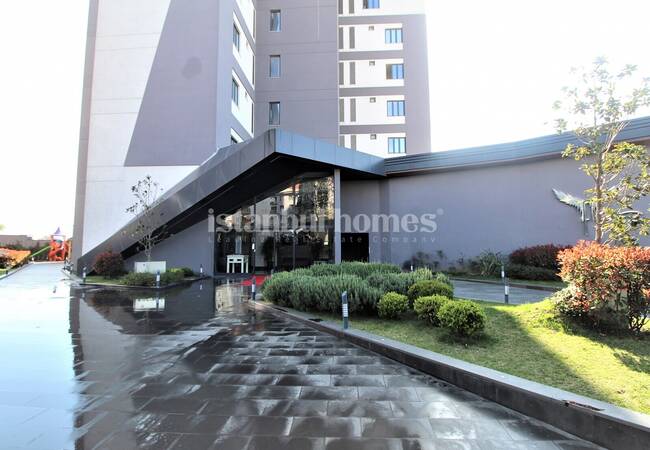 Kartal’da Sahile Yürüyüş Mesafesinde Havuzlu Sitede Daireler 2