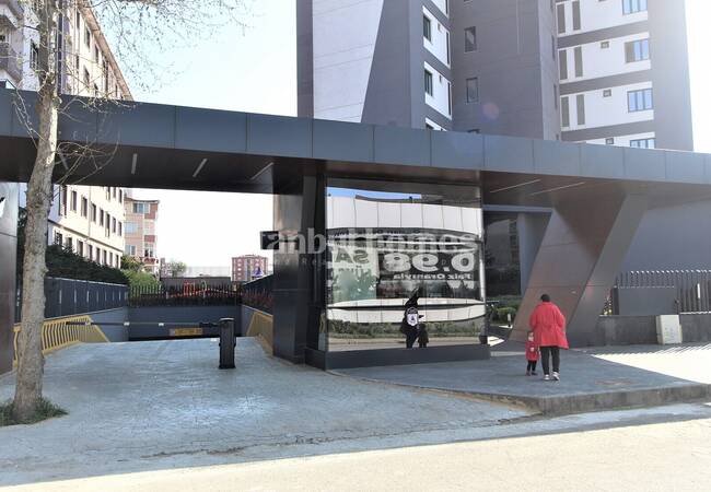 Kartal’da Sahile Yürüyüş Mesafesinde Havuzlu Sitede Daireler 3