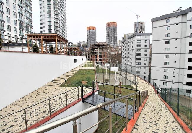 Modernes Appartements À Kartal En Complexe Avec Piscine 3