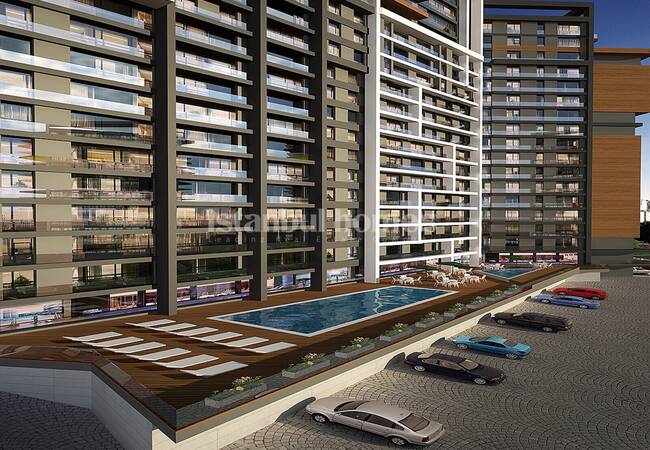 املاک و مستغلات با نمای جزایر پرنس در یک مجتمع در کارتال 7