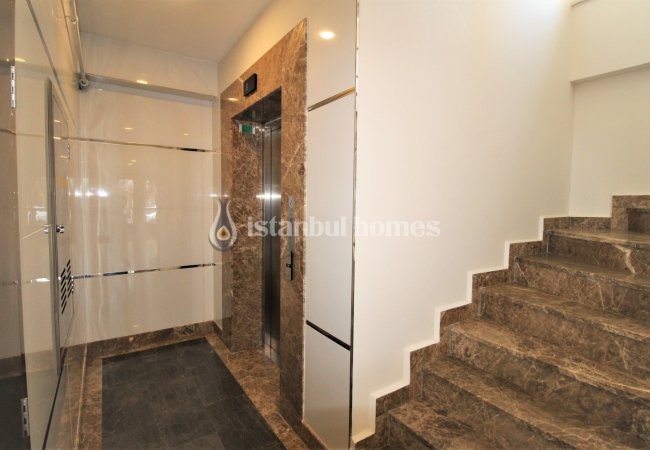 Apartment for Sale in Kadikoy Near to Bostanci Coast 6