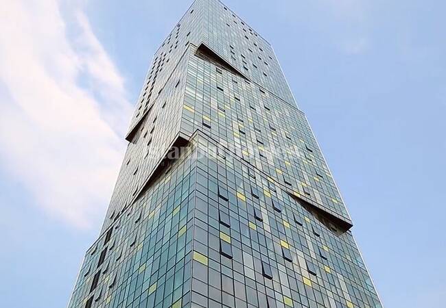 آپارتمان های واقع در یک مجتمع با استخر مشترک در کارتال 2