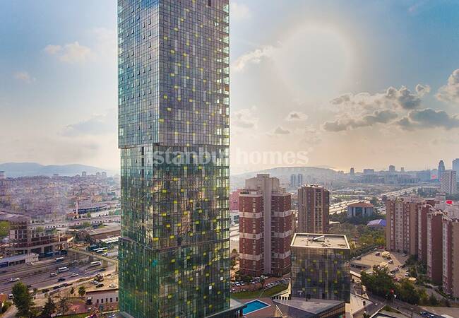 آپارتمان های واقع در یک مجتمع با استخر مشترک در کارتال 1