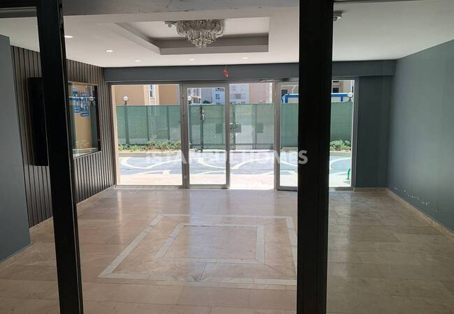 Esenyurt'ta Havuzlu ve Güvenlikli Site İçinde Daireler 3