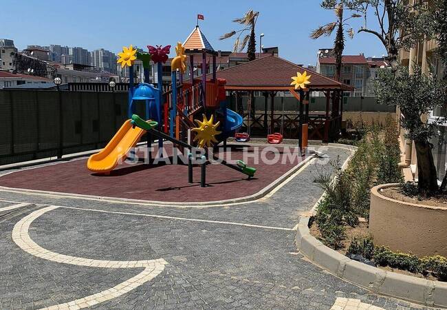 Esenyurt'ta Havuzlu ve Güvenlikli Site İçinde Daireler 5