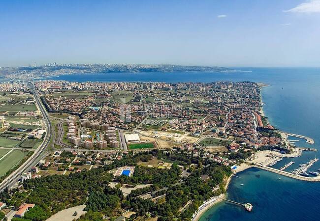 Immobilier Résidentiel Avec Piscine Intérieure À Istanbul