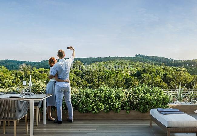 Modernly Designed Real Estate in an Elite Complex in Beykoz 1