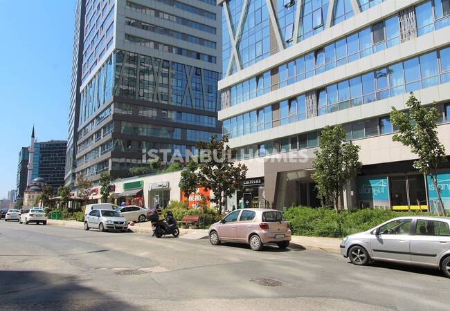 卡迪科伊(kadikoy )·菲克特佩(fikirtepe) 综合体中的投资商店 1