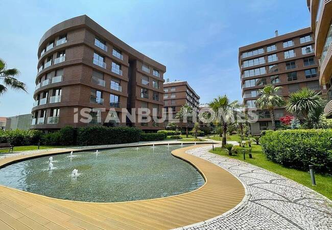 آپارتمان در اسکودار نزدیک به مترو و جاده های ارتباطی 2