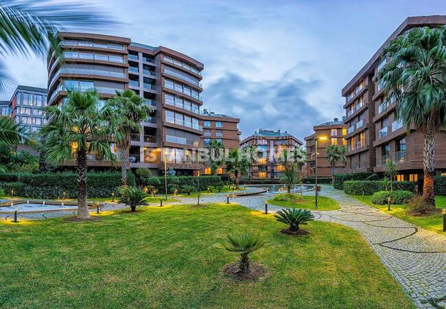 آپارتمان در اسکودار نزدیک به مترو و جاده های ارتباطی 3