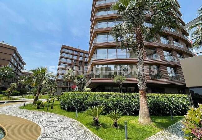 آپارتمان در اسکودار نزدیک به مترو و جاده های ارتباطی 4