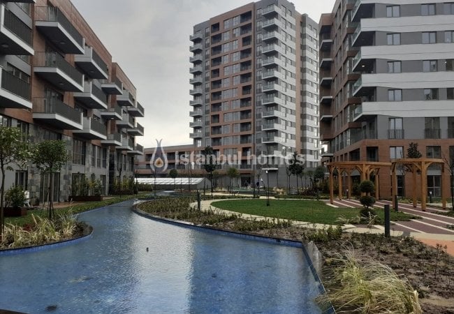 Luxury Apartments Walking Distance of Metro in Istanbul 1