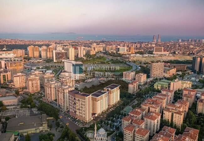 Immobiliers De Luxe À 500 M De L'e-5 À Istanbul
