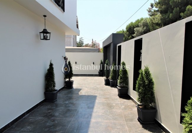 Furnished Detached-villa with Smart-home Systems Near Tuzla 2