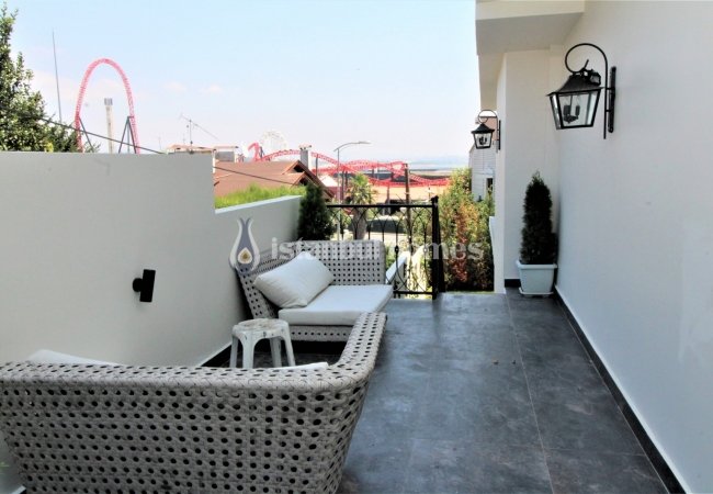 Furnished Detached-villa with Smart-home Systems Near Tuzla 4