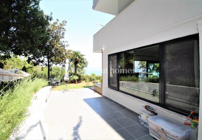 Well-designed Sea View Apartment for Sale in Istanbul Adalar 17