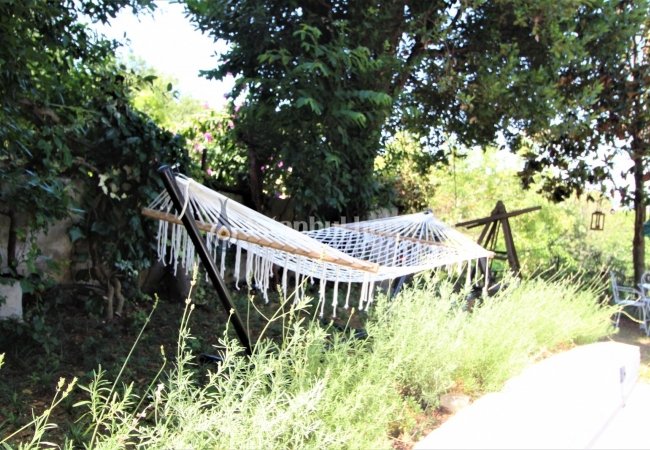 Well-designed Sea View Apartment for Sale in Istanbul Adalar 18