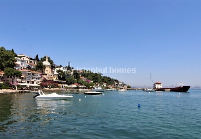 Well-designed Sea View Apartment for Sale in Istanbul Adalar 6
