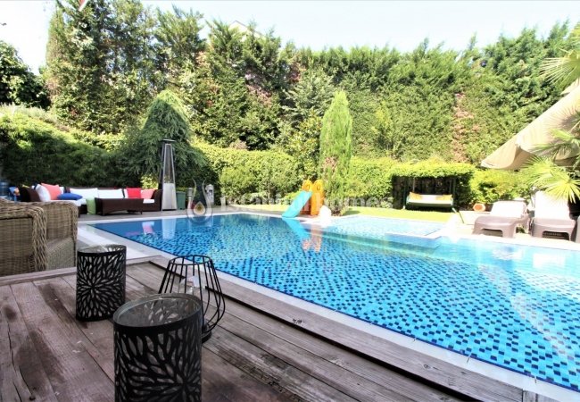 Well Located Triplex Villa in Tuzla Tepeoren 3