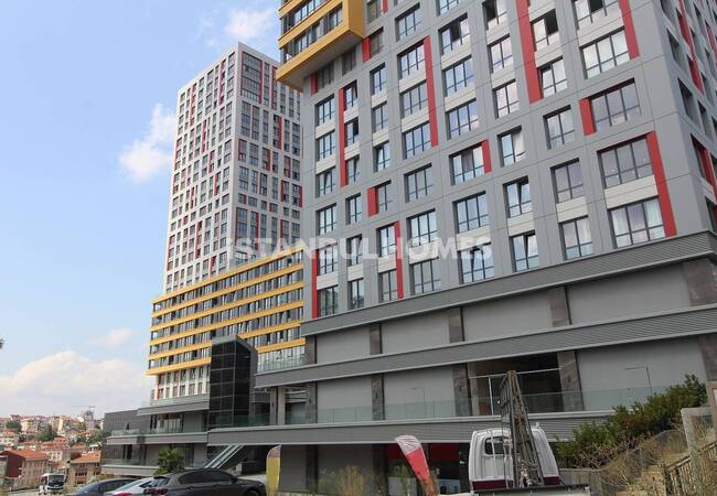 Flats in a Complex with Rich Social Amenities in Kadikoy 2