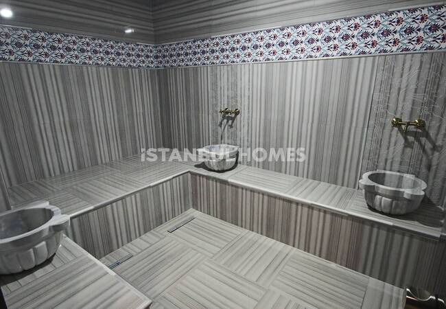 Flats in a Complex with Rich Social Amenities in Kadikoy 7