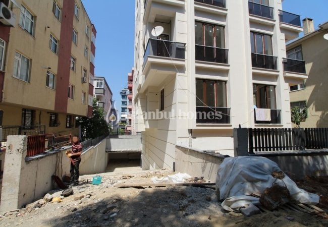 Centrally Located New Properties Near the Sea in Maltepe 2