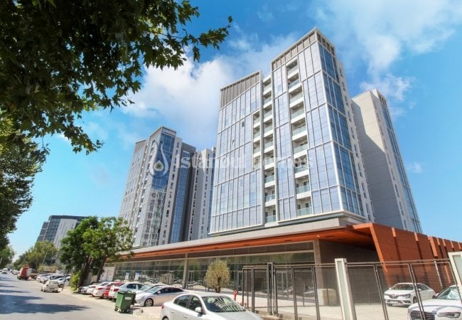 Bahçelievler Yenibosna'da Havuzlu Sitede Lüks Daireler 1