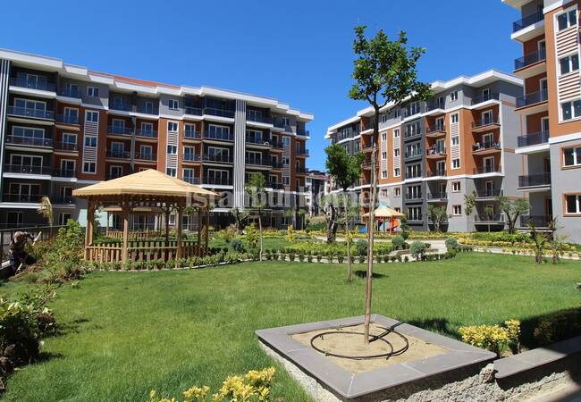 Real Estate in a Complex with Pools in Istanbul Silivri 2